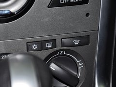 2012款 2.4L 自动 舒适四驱版 5座