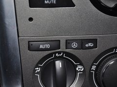 2012款 2.4L 自动 舒适四驱版 5座