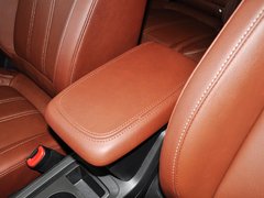 2012款 2.4L 自动 舒适四驱版 5座