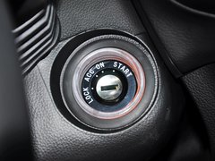 2012款 2.4L 自动 舒适四驱版 5座