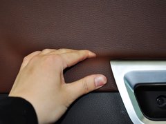 2012款 2.4L 自動(dòng) 舒適四驅(qū)版 5座