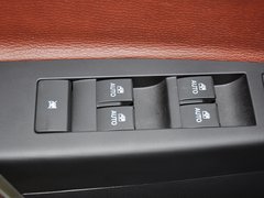 安德拉 2012款 2.4L 自动 舒适四驱版 5座