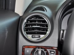 2012款 2.4L 自动 舒适四驱版 5座