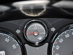 2012款 2.4L 自动 舒适四驱版 5座