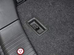 2012款 2.4L 自动 舒适四驱版 5座