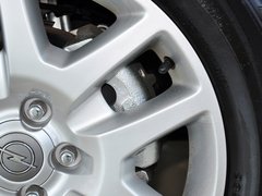 2012款 2.4L 自动 舒适四驱版 5座