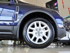 2012款 2.4L 自动 舒适四驱版 5座