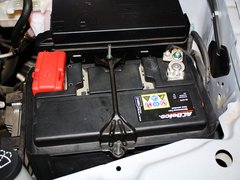 2012款 2.4L 自动 舒适四驱版 5座