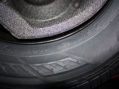 2012款 2.4L 自动 舒适四驱版 5座