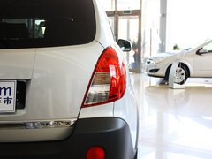 2012款 2.4L 自动 舒适四驱版 5座
