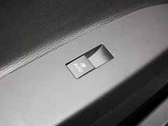 2012款 2.4L 自动 舒适四驱版 5座