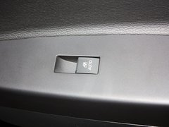 2012款 2.4L 自动 舒适四驱版 5座