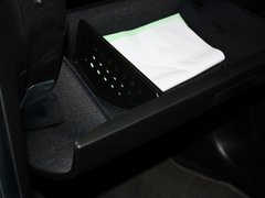 2012款 2.4L 自动 舒适四驱版 5座
