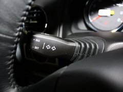 2012款 2.4L 自动 舒适四驱版 5座