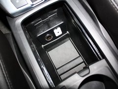 2012款 2.4L 自动 舒适四驱版 5座