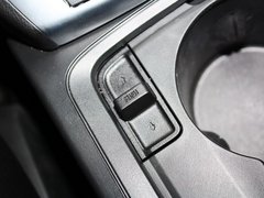2012款 2.4L 自动 舒适四驱版 5座