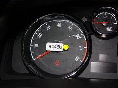 2012款 2.4L 自动 舒适四驱版 5座