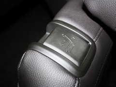 2012款 2.4L 自动 舒适四驱版 5座