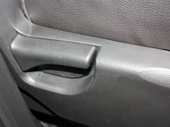 2012款 2.4L 自动 舒适四驱版 5座