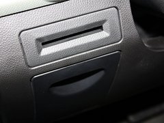 2012款 2.4L 自动 舒适四驱版 5座