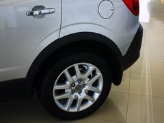 2012款 2.4L 自动 舒适四驱版 5座