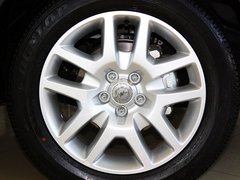 2012款 2.4L 自动 舒适四驱版 5座