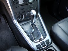 2012款 2.4L 自动 豪华四驱版 5座