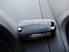 2012款 2.4L 自动 豪华四驱版 5座