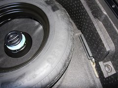 2012款 2.4L 自动 豪华四驱版 5座