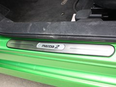2012款 两厢 1.3L 手动 炫动标准版