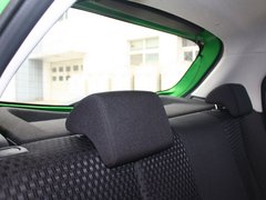 2012款 两厢 1.3L 手动 炫动标准版