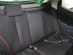 2012款 两厢 1.3L 手动 炫动标准版