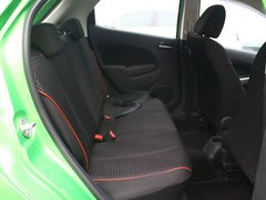 2012款 两厢 1.3L 手动 炫动标准版
