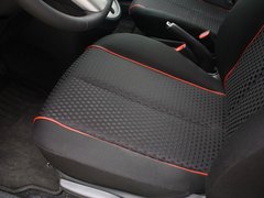 2012款 两厢 1.3L 手动 炫动标准版
