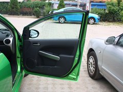 2012款 两厢 1.3L 手动 炫动标准版