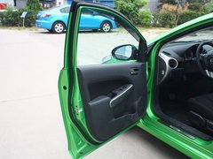 2012款 两厢 1.3L 手动 炫动标准版