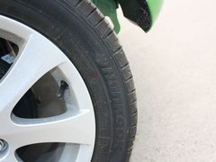 2012款 两厢 1.3L 手动 炫动标准版