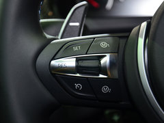 2013款 4.4T DCT Coupe