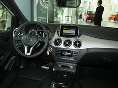 2012款 B200 1.6T 
