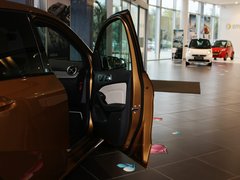2012款 B200 1.6T 