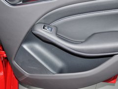 2012款 B200 1.6T 