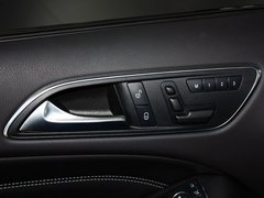 奔驰B级 2012款 B200 1.6T 