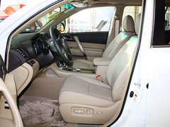 广汽丰田  汉兰达 3.5L AT 驾驶席座椅正视图