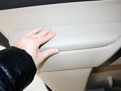 2012款 2.7L 自动 豪华版 7座