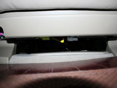 2012款 2.7L 自动 豪华版 7座