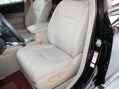 2012款 2.7L 自动 豪华版 7座