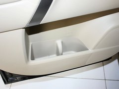 2012款 2.7L 自动 豪华版 7座