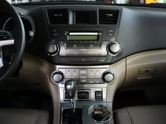2012款 2.7L 自动 豪华版 7座