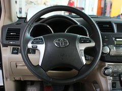 2012款 2.7L 自动 豪华版 7座