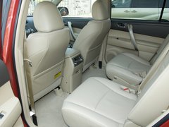 2012款 2.7L 自动 豪华版 7座